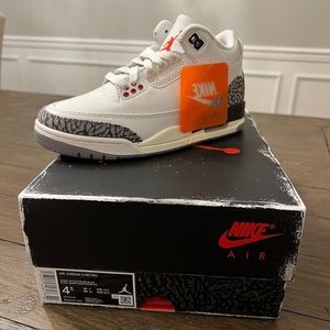 White cement Jordan 3